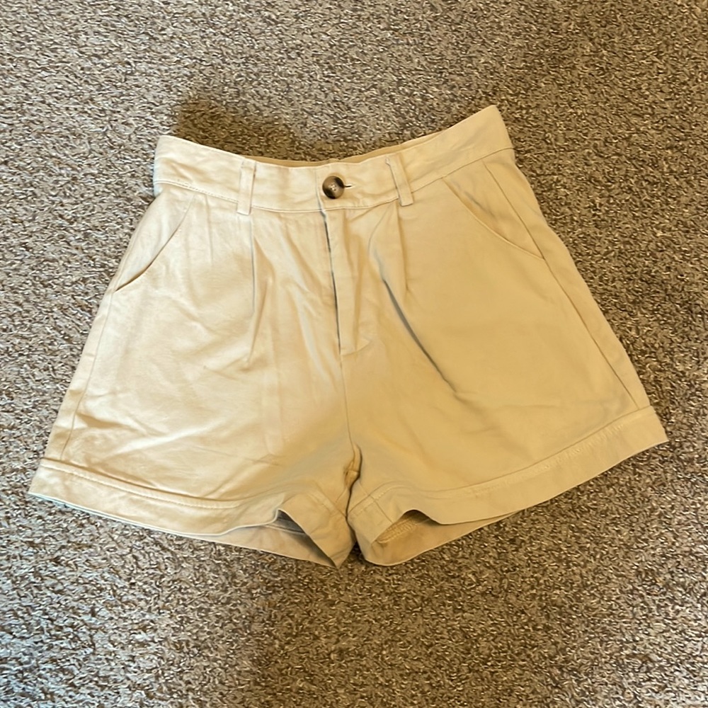 Cotton shorts from Dazy